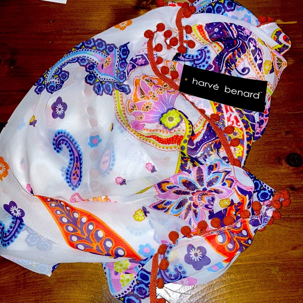Beautiful Ivory Paisley Scarf
